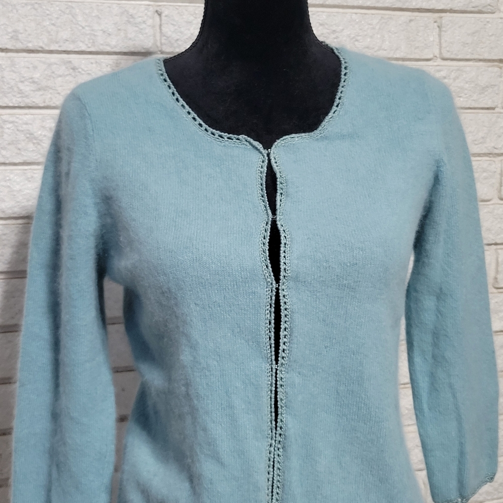 Hillard & Hanson Womens Angora blend cardigan sweater sz Medium